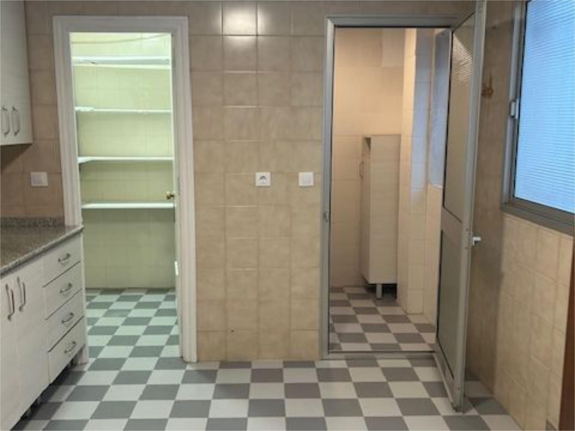 Piso en  Calle Carlos de Cepeda 3 - Foto 6