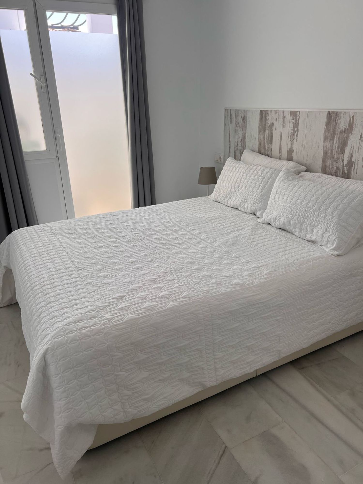 Dúplex en Urbanización Los Naranjos de Marbella, 84 fase 6, La Dama de Noche-La Alzambra - Foto 7