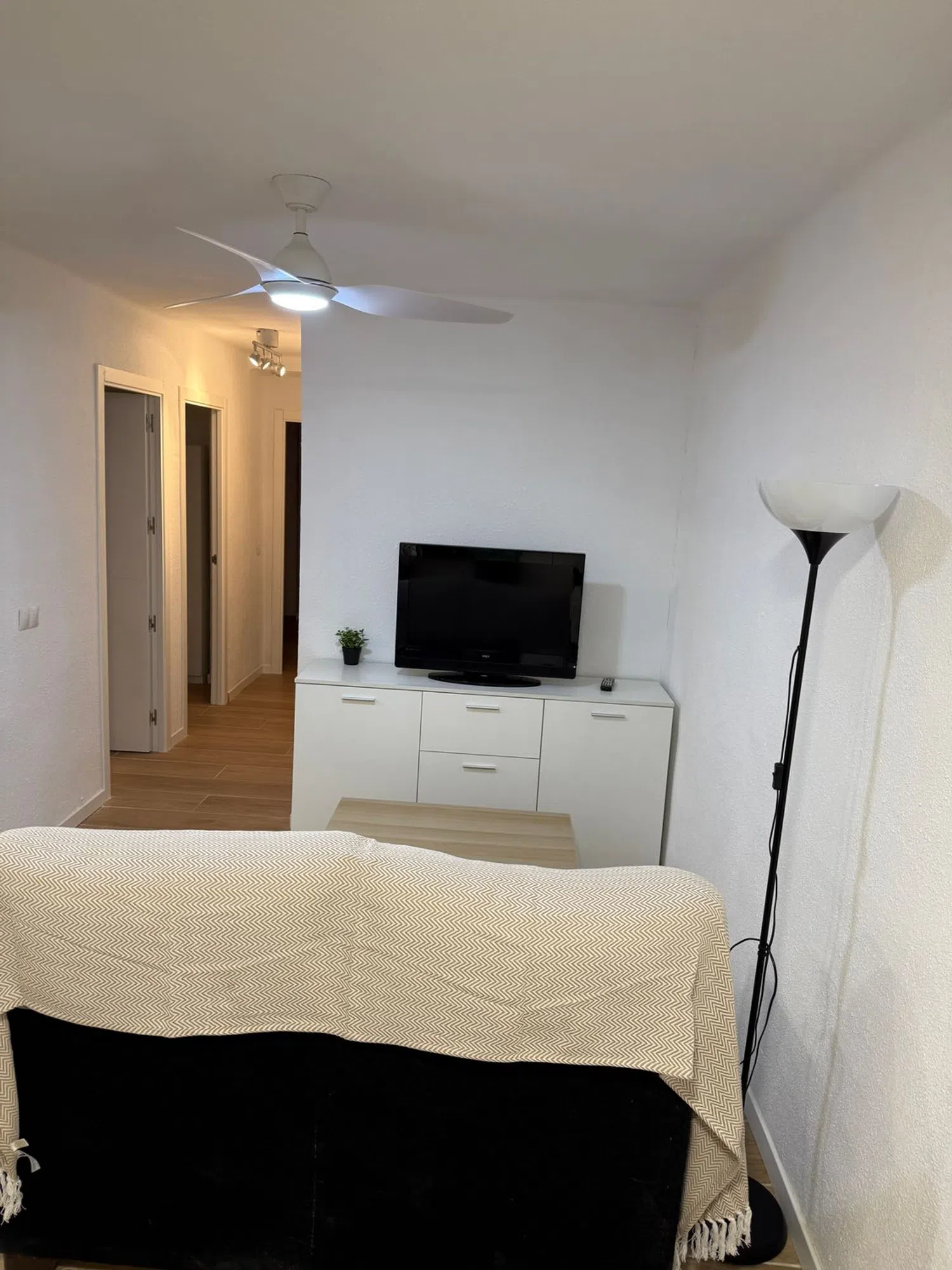 Piso en calle de Eugenia de Montijo, 73 - Foto 6