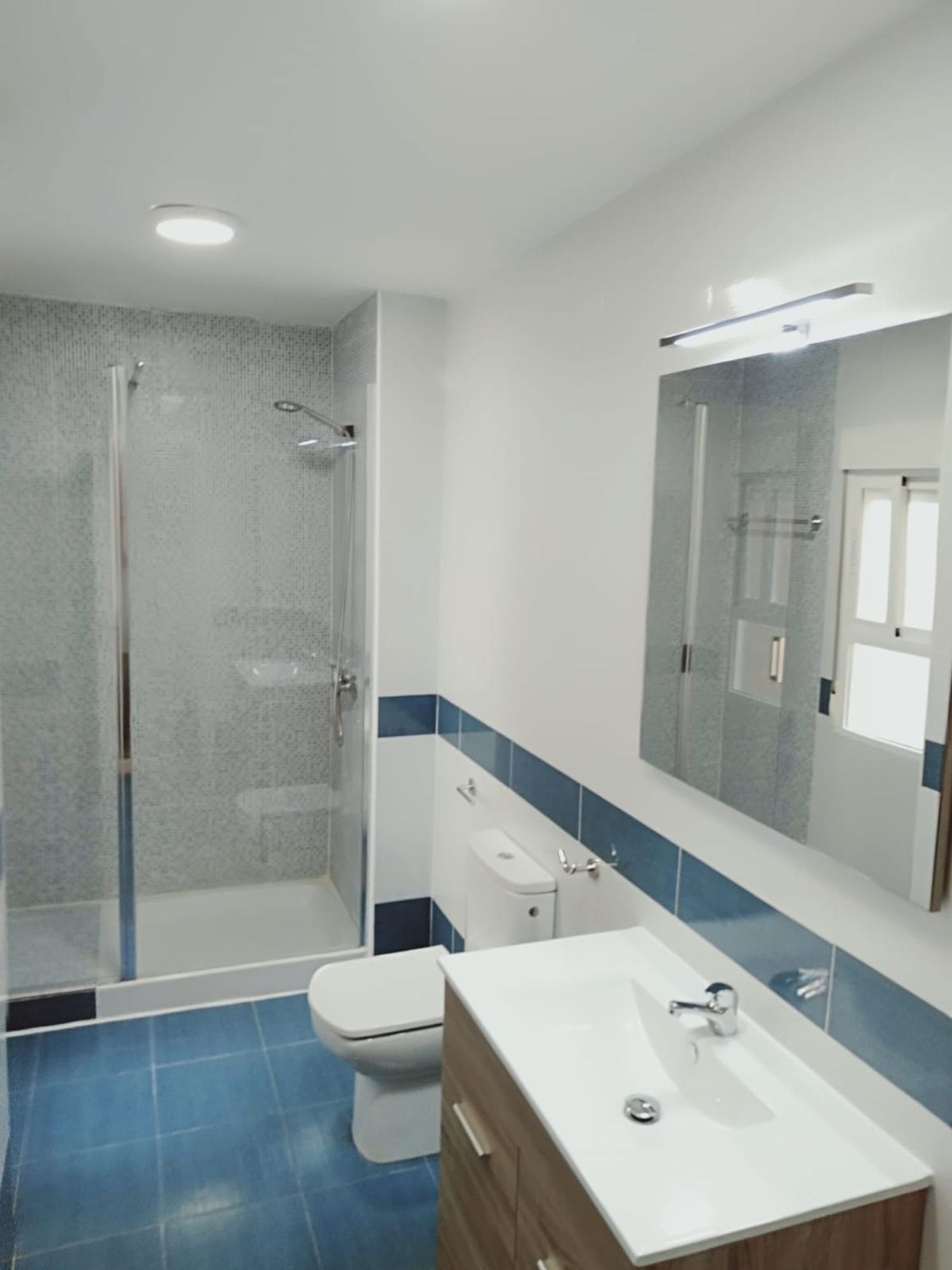 Piso en Barrio Buhaira - Huerta del Rey - Foto 12