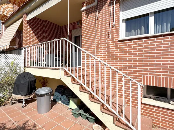 Chalet adosado en Calle María Zambrano, Ensanche, Ensanche - Foto 4