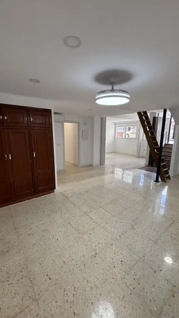 Piso en  Calle Agustín de la Oliva 10 - Foto 3