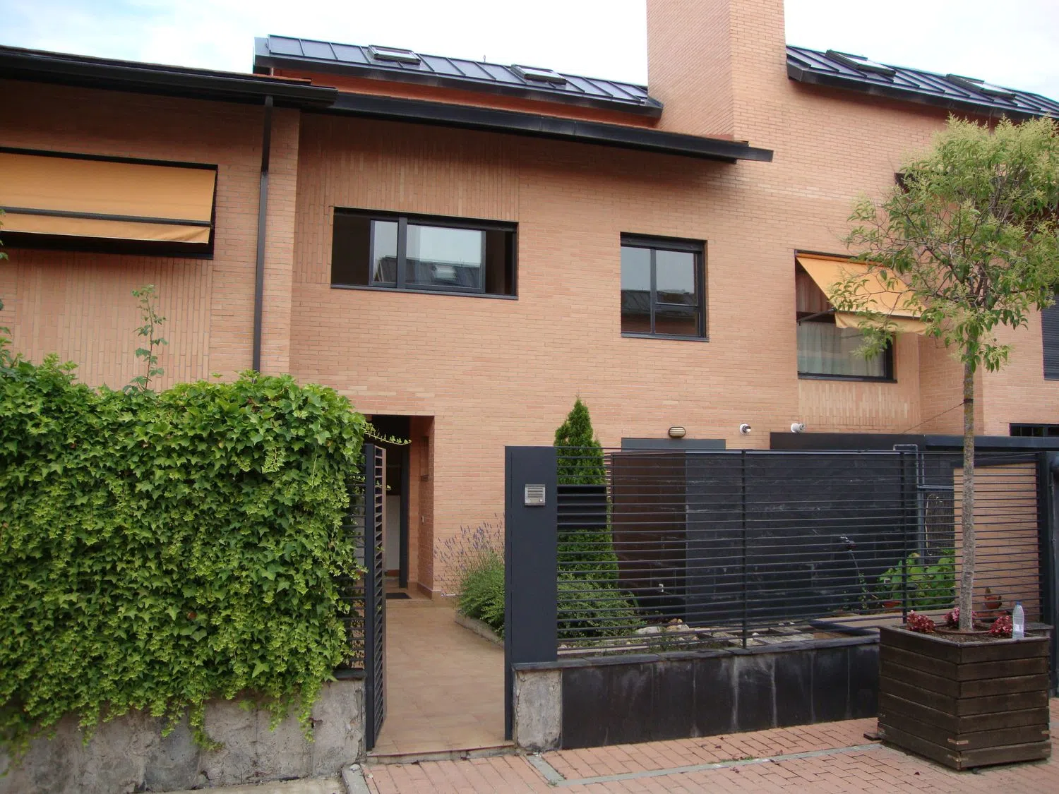 Chalet adosado en calle Jorge Manrique, 8 - Foto 2