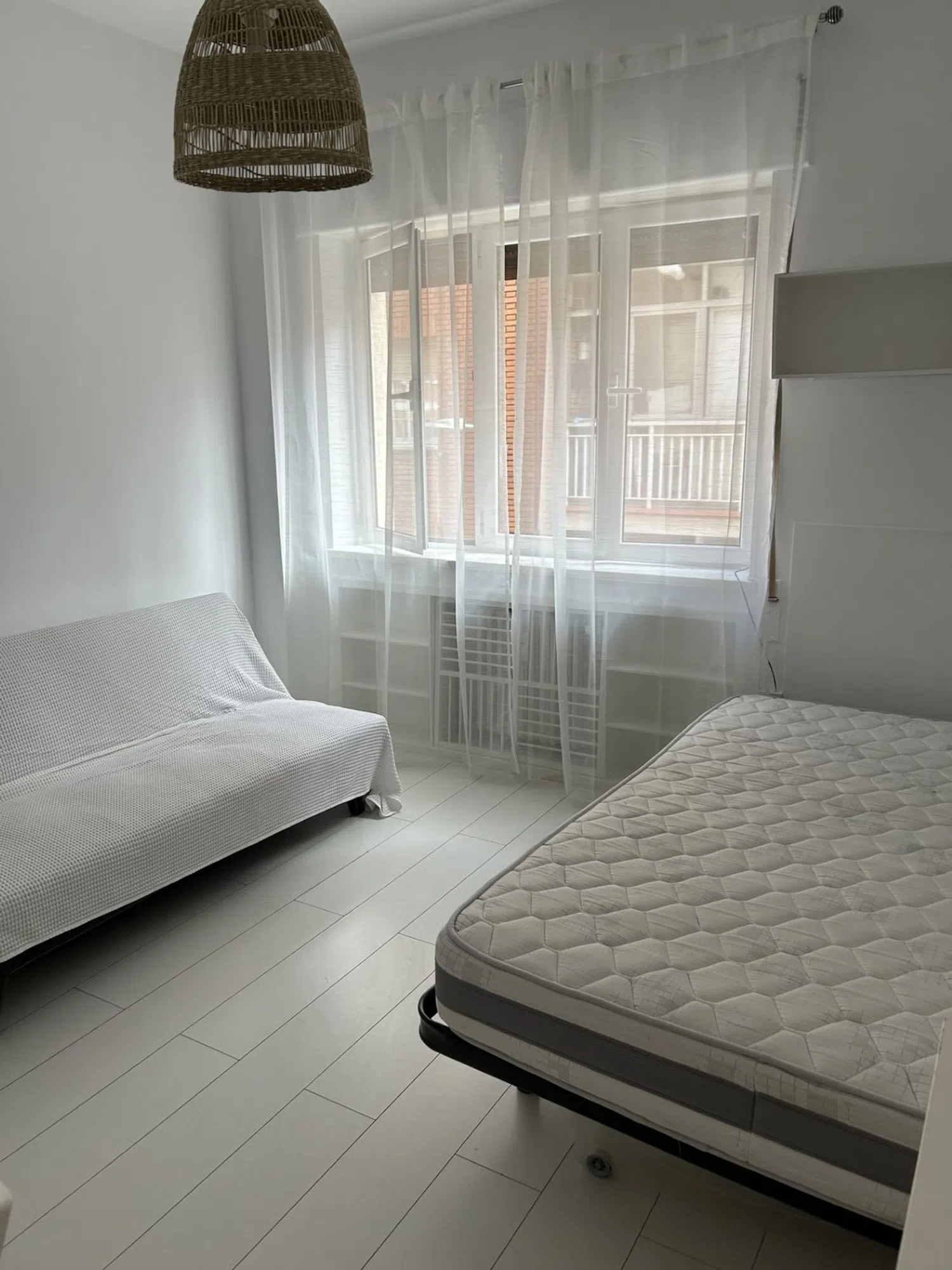 Estudio en calle de Sánchez Pacheco, 16 - Foto 2