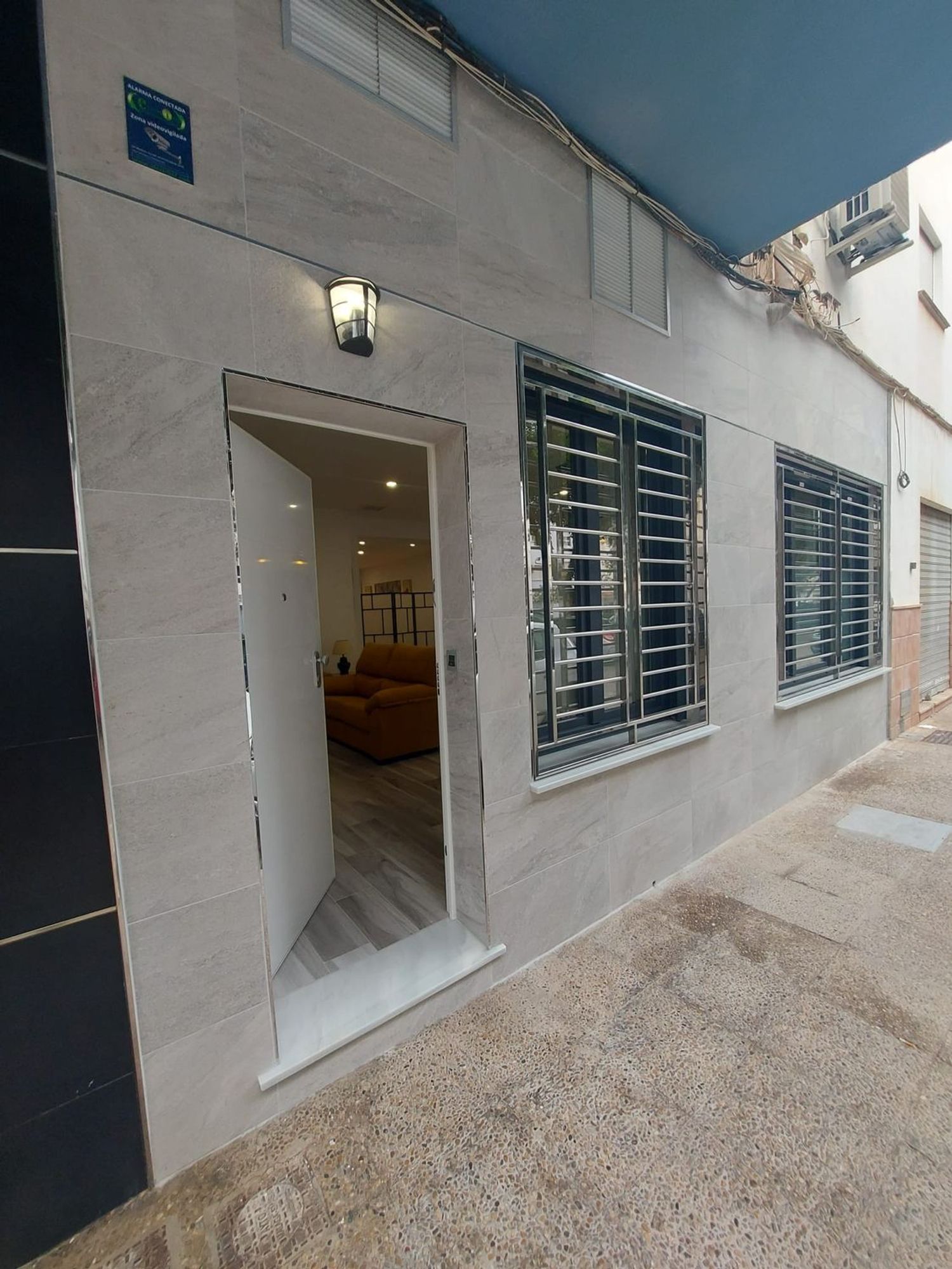 Piso en Calle Montaña Blanca, 3, Los Guindos - Parque Mediterráneo - Santa Paula - Foto 6
