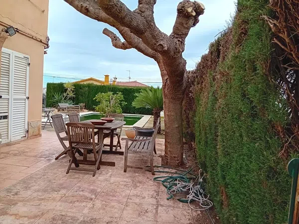 Chalet adosado en Calle dels Xipres, 20 - Foto 1
