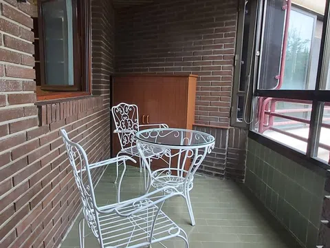 Piso en calle de Uncastillo, 4