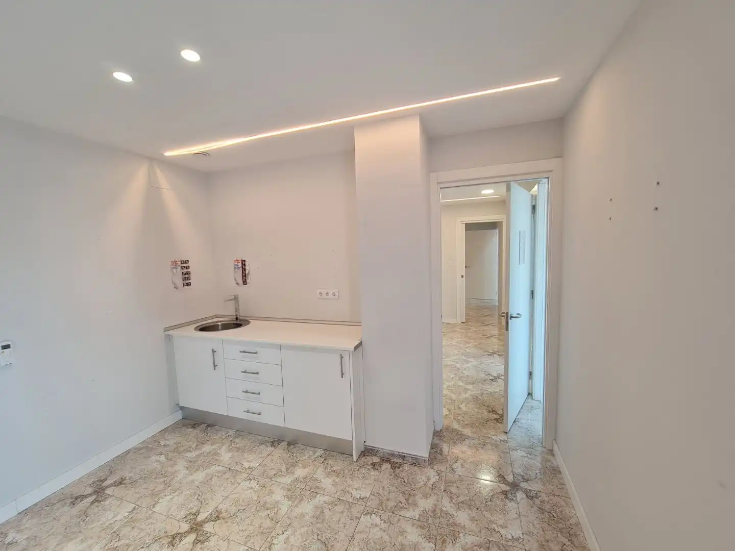 Local comercial en  Carrer Jacint Verdaguer 32 - Foto 18