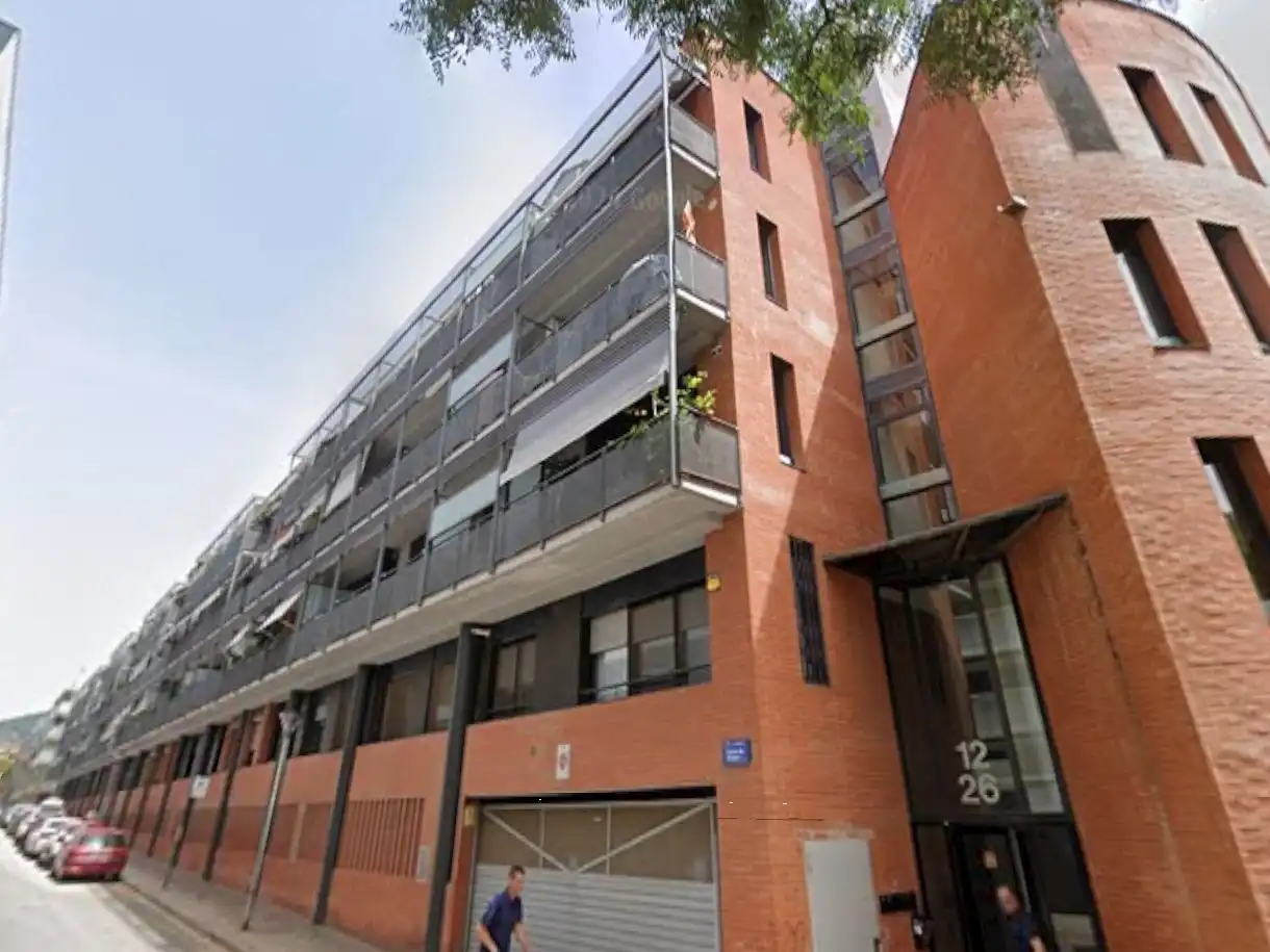 Piso en  Carrer de Tànger 16 - Foto 2
