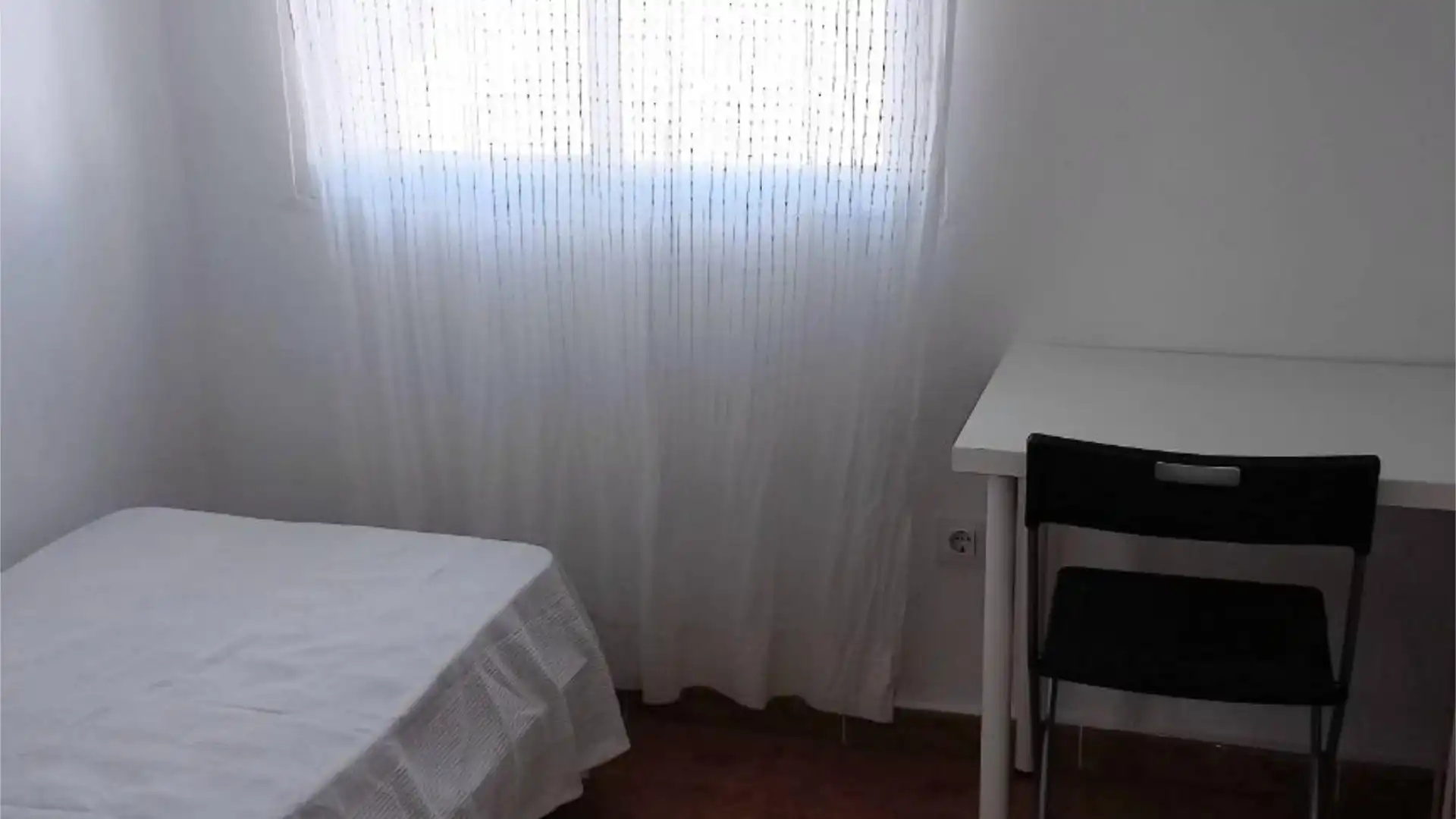 Piso en  Calle Calzada del Arroyo 6 - Foto 13