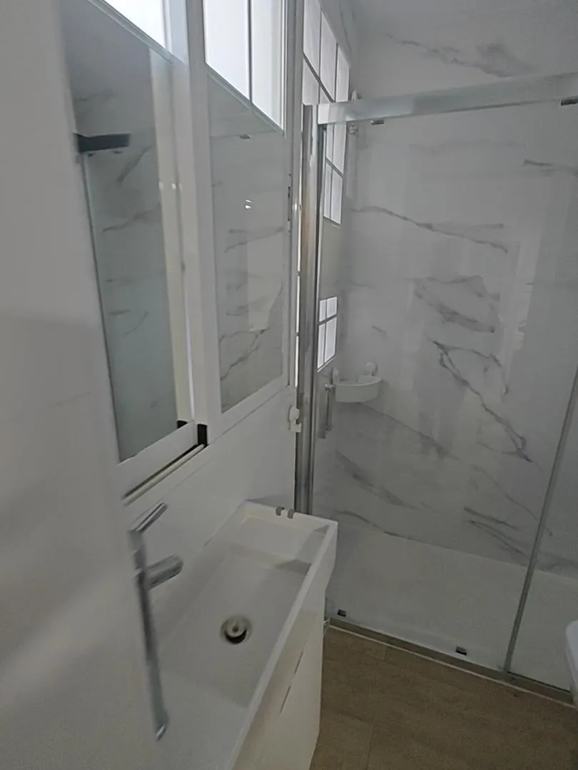 Piso en  Avenida de la Paz 83 - Foto 9