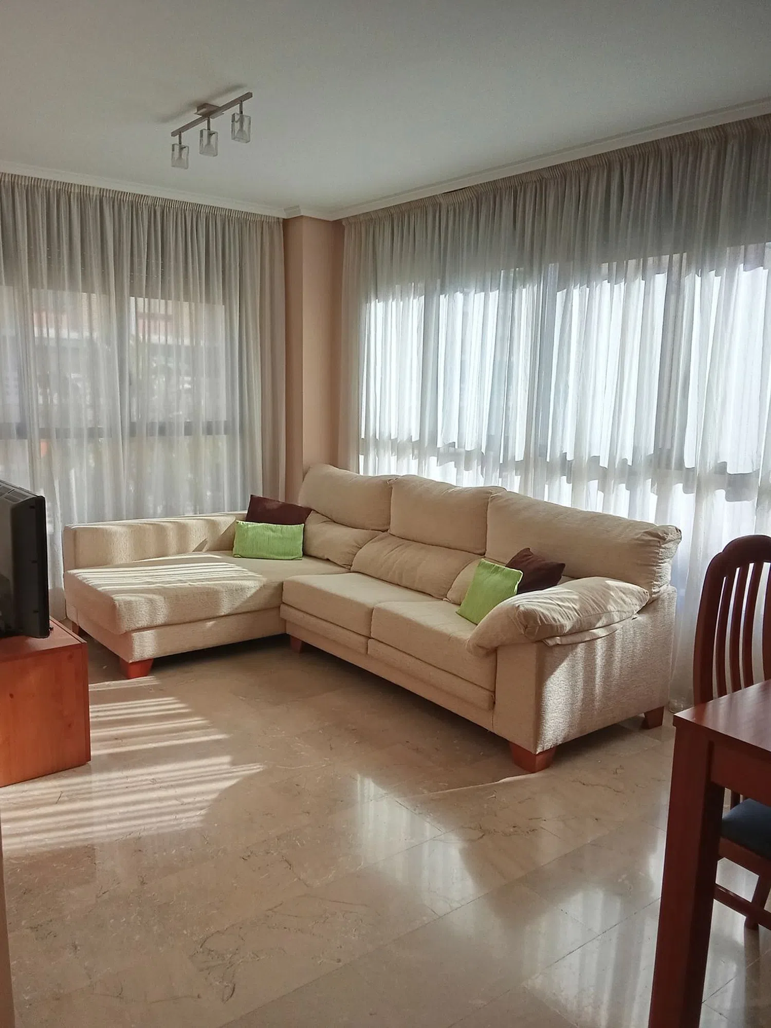 Piso en avenida de Pérez Galdós, 115 - Foto 1