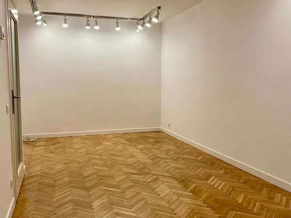 Piso en calle Oruro, 8