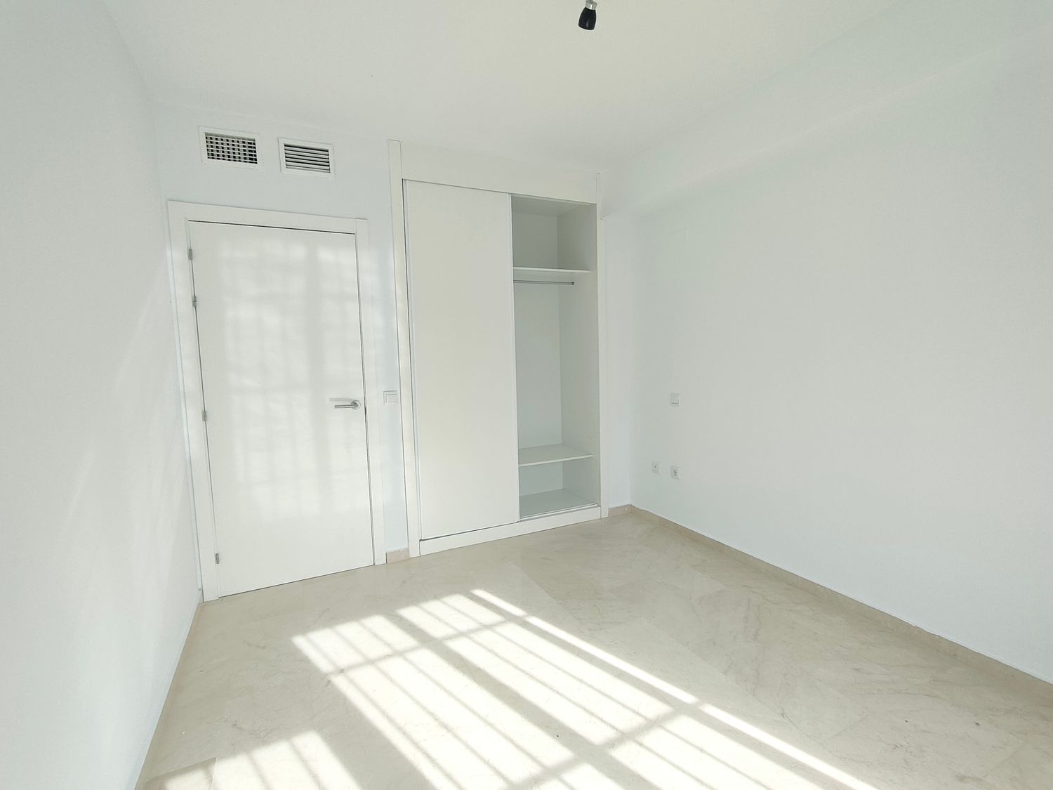 Chalet pareado en calle del Estanque, 1 - Foto 11