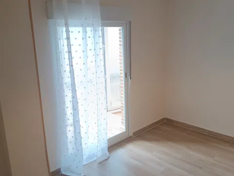 Piso en calle de Federico Grases, 2