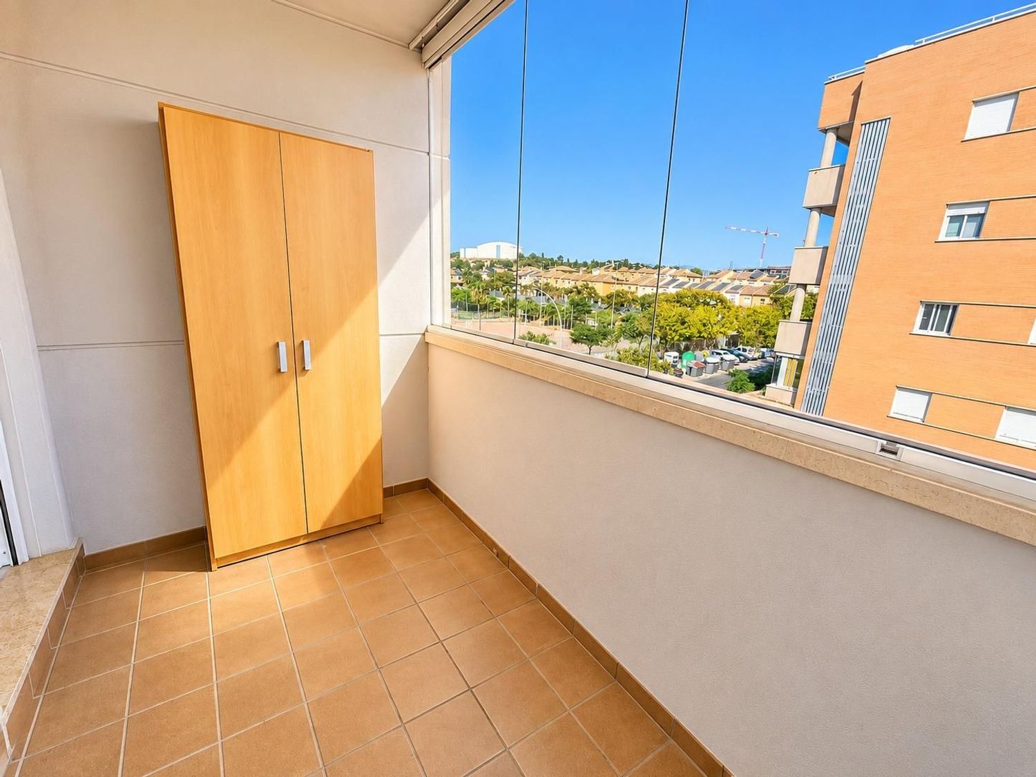 Piso en Calle Gran Bretaña, Polígonos - Recinto Ferial - Foto 4