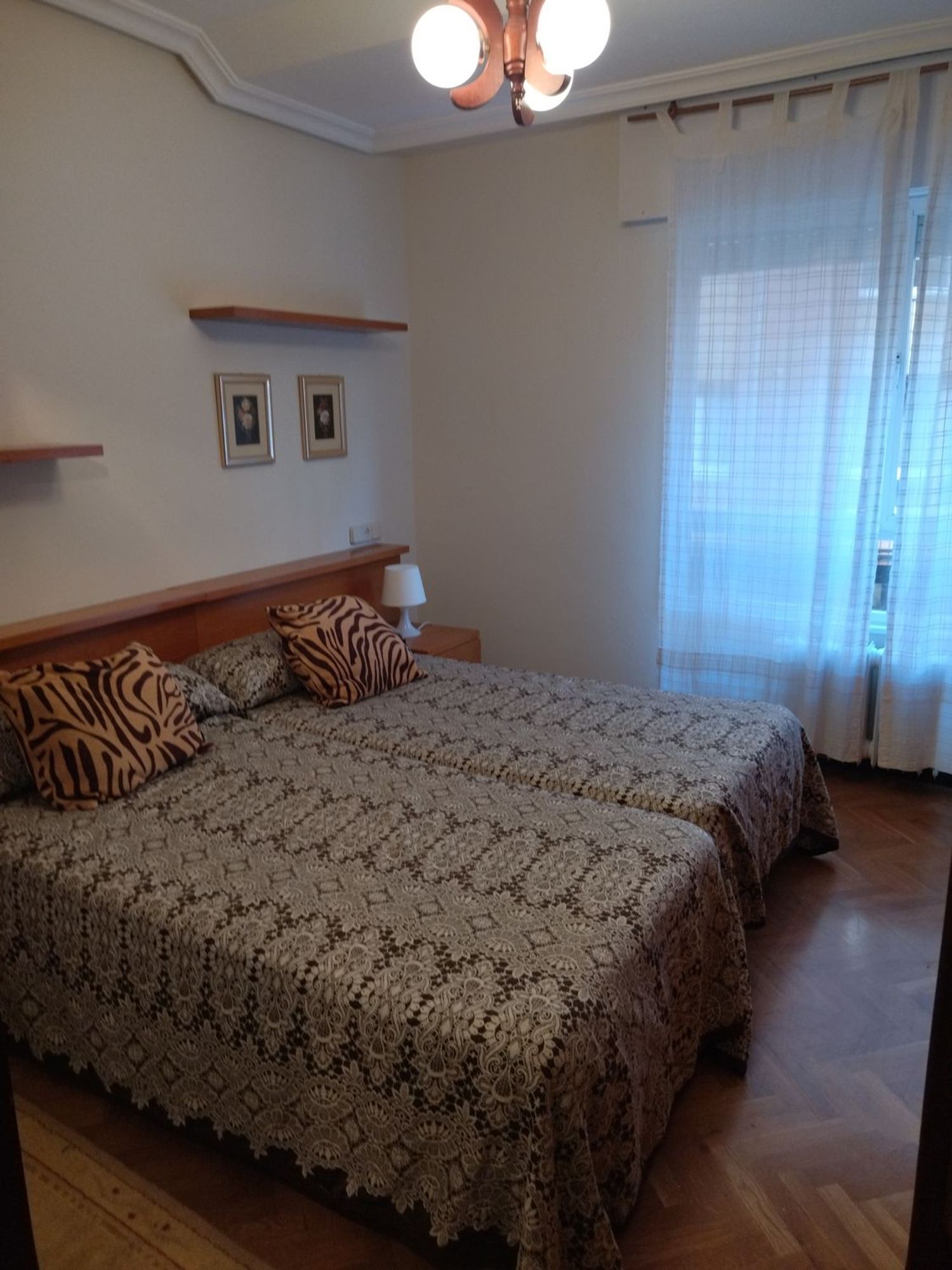 Piso en Calle Marqués de Casa Valdés, 101, Centro - San Lorenzo - Foto 3