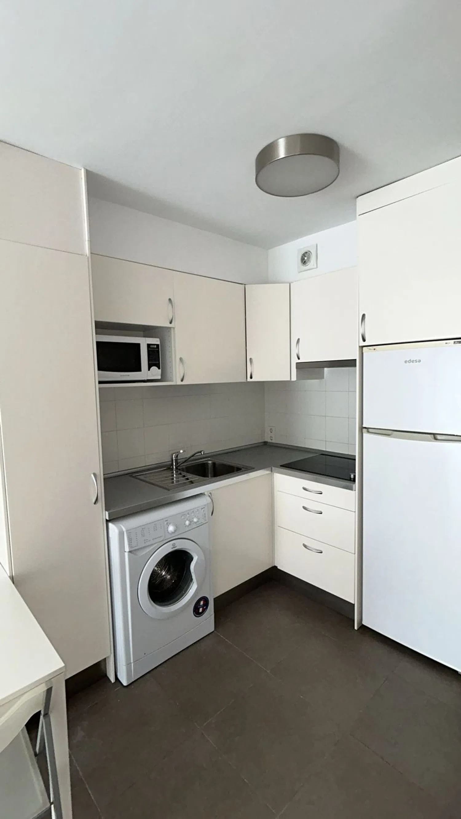 Estudio en calle de Puente la Reina, 39 - Foto 3