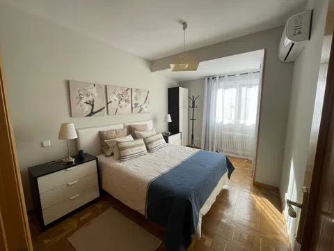 Piso en calle del Aviador Zorita, 32