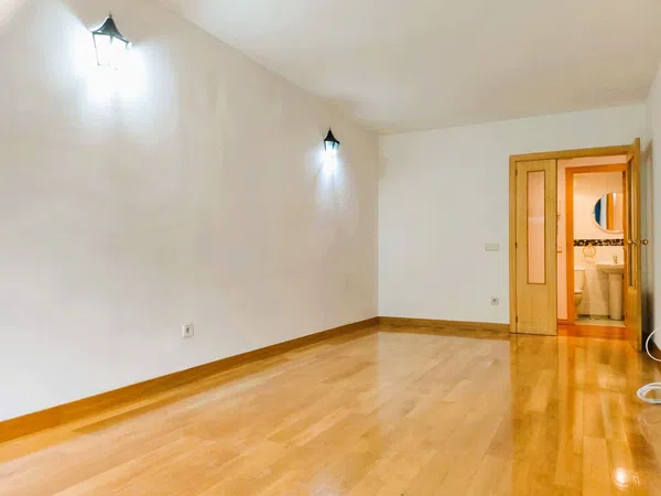 Piso en Avenida de las Flores, Valderas - Los Castillos - Foto 5