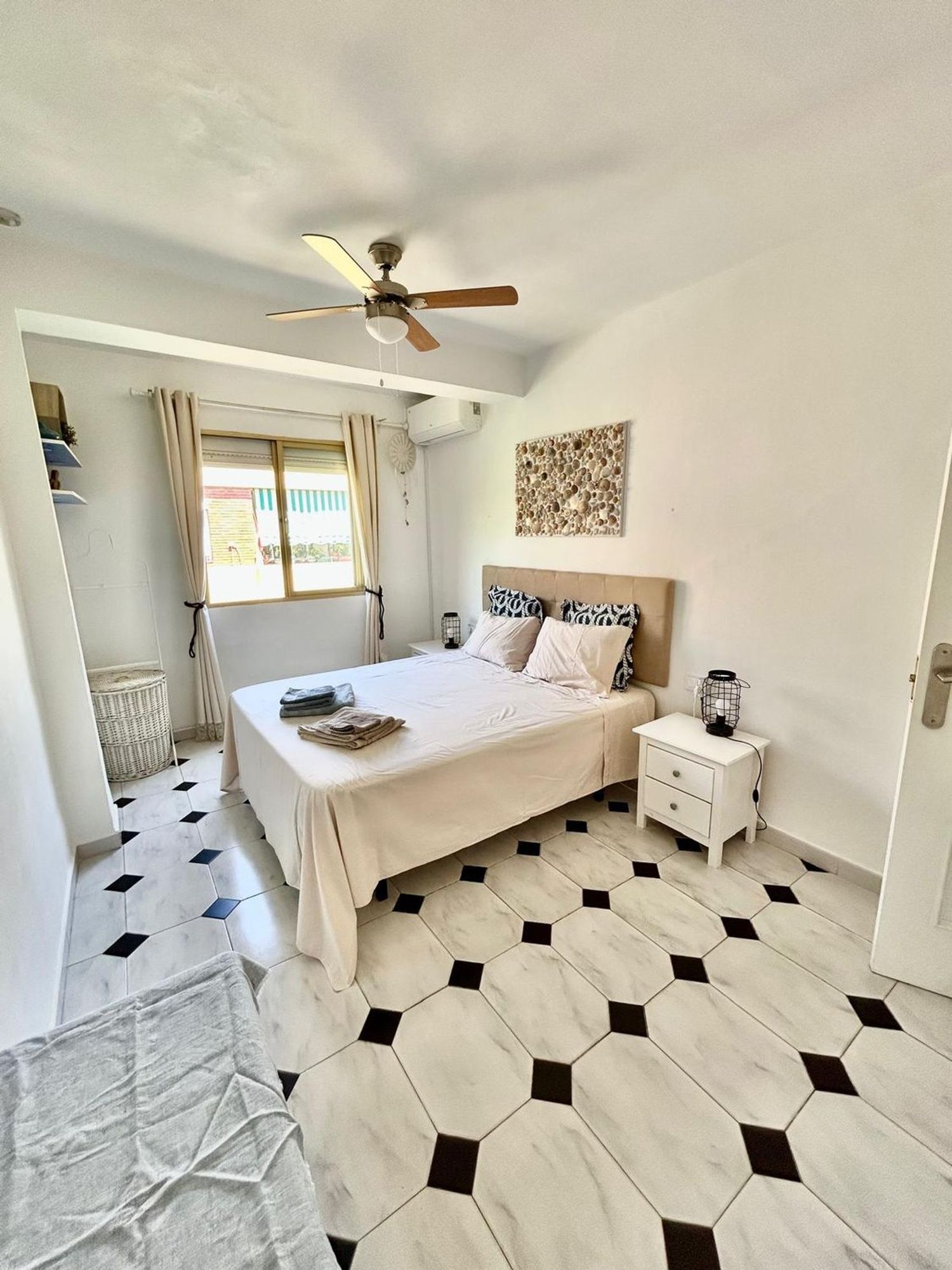 Piso en calle Cristóbal Colón, 8 - Foto 10