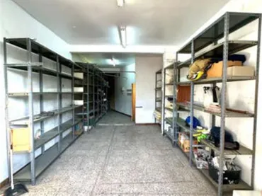 Local comercial en Tetuan - Foto 1