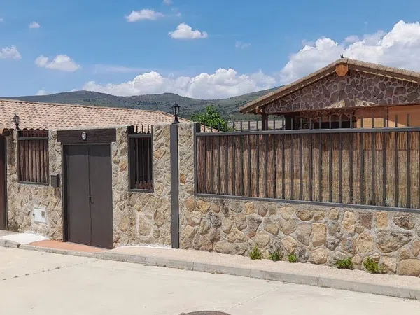 Casa de pueblo en Camino del frontón s/n - Foto 4