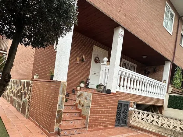 Chalet pareado en calle Óscar Arias, 20 - Foto 1