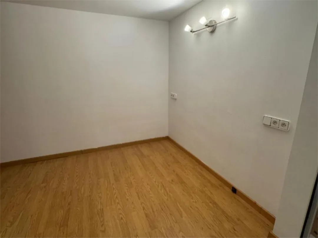 Piso en  Carrer de Joan Maragall 2 - Foto 3