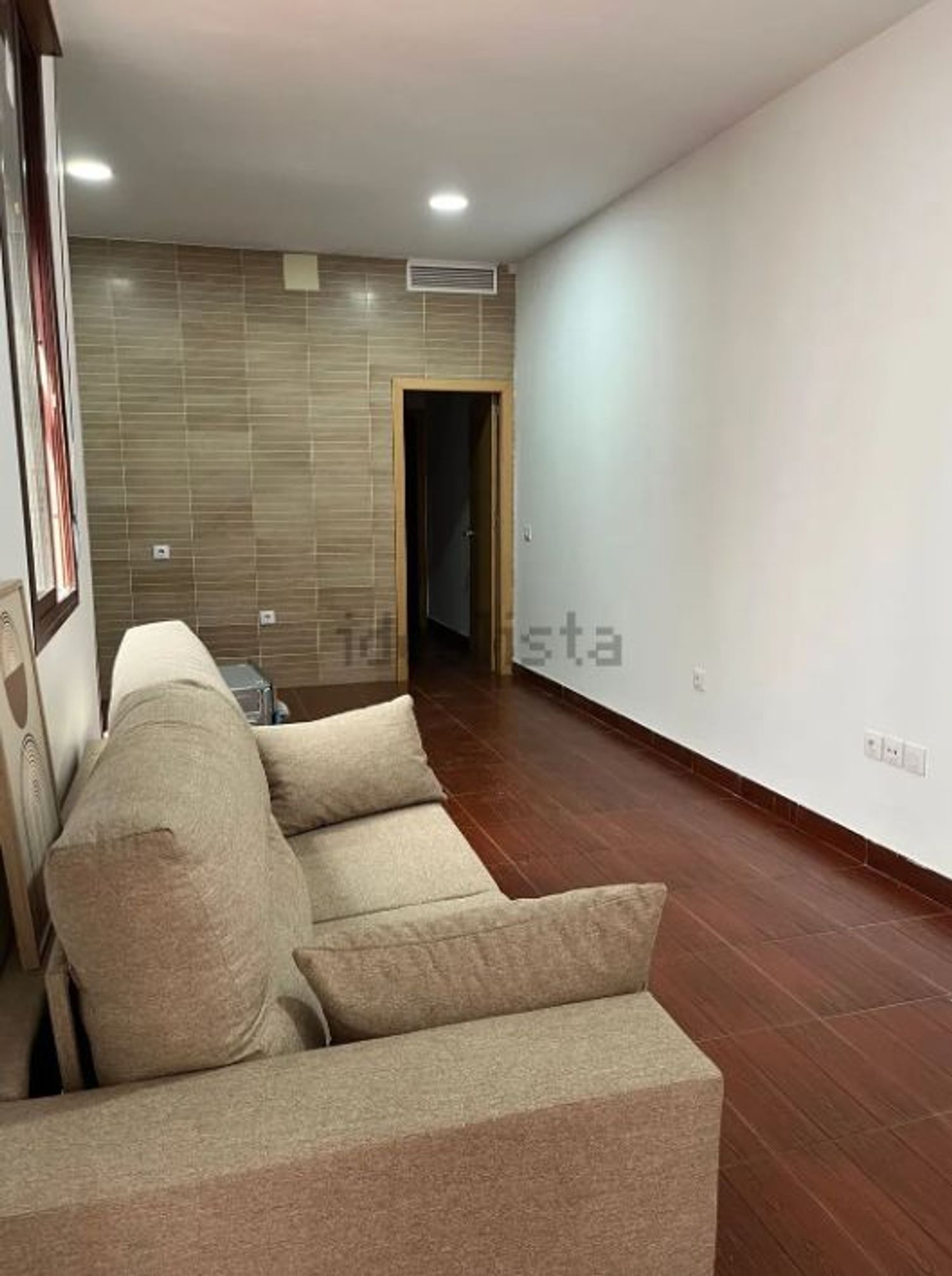 Piso en Calle Teniente Albornoz, 10 , Bajo 3 - Foto 2