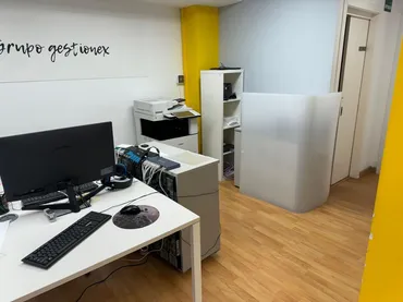 Local comercial en  Carrer de Joaquim Rubió i Ors 298 - Foto 6