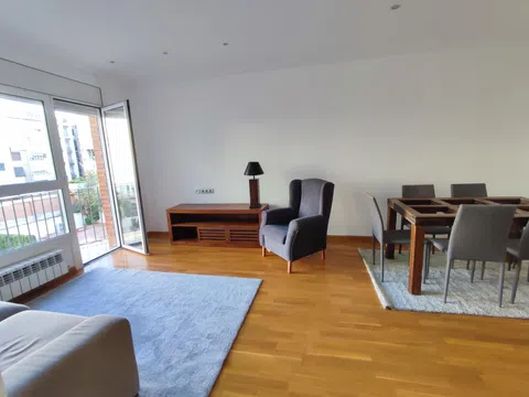 Piso en corsega, 214