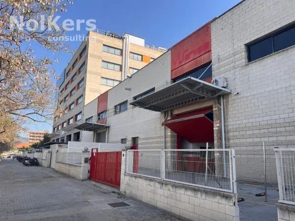 Nave en La Marina del Prat Vermell - Foto 1