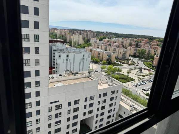 Piso en Avenida de la Constitución, 85 - Foto 1