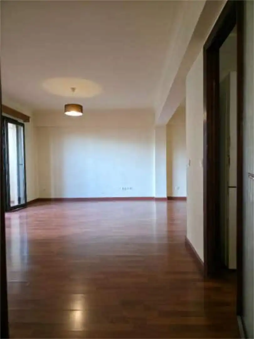 Piso en Calle Ramón Muntaner - Foto 9