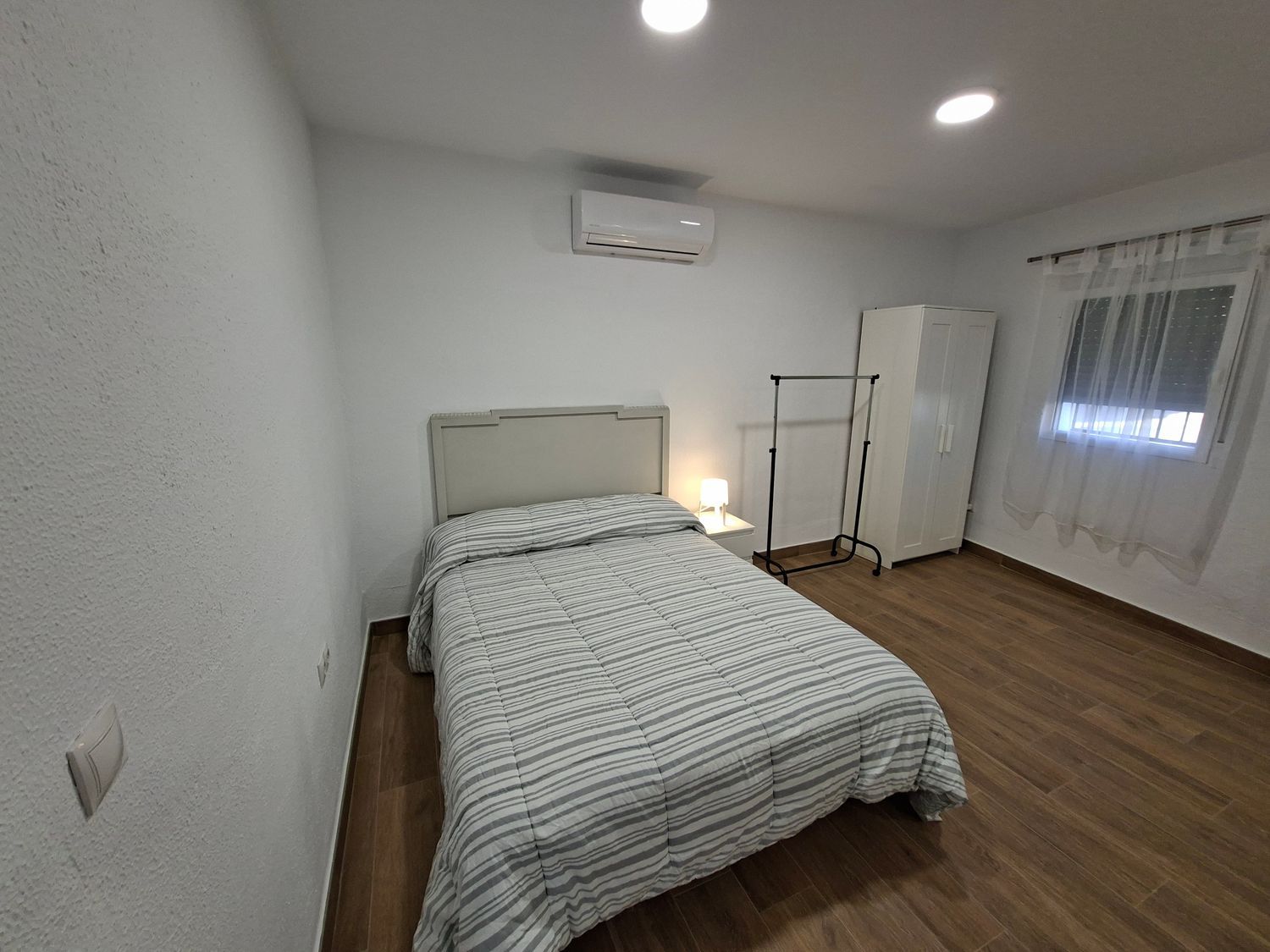 Chalet adosado en Avenida Pedro Muñoz, 23 - Foto 4