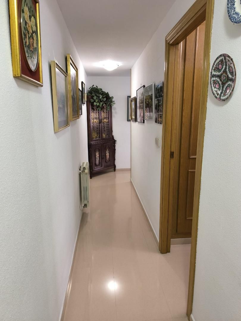 Piso en  Avenida Pintor Xavier Soler 7 - Foto 9