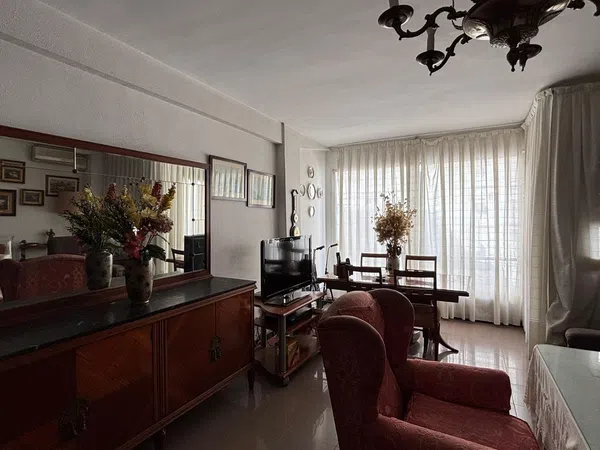 Piso en calle Fernando IV, 44 - Foto 1