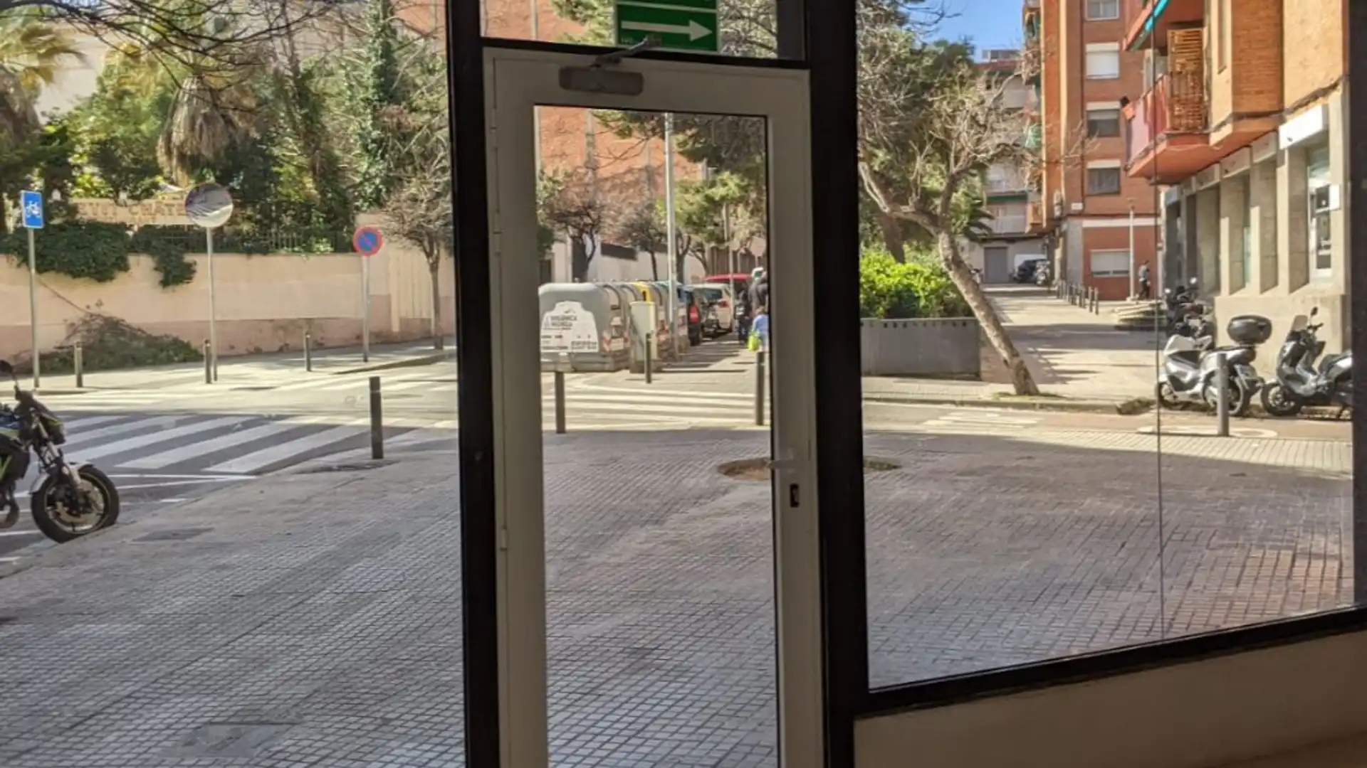 Local comercial en  Carrer de la Llibertat 14 - Foto 3