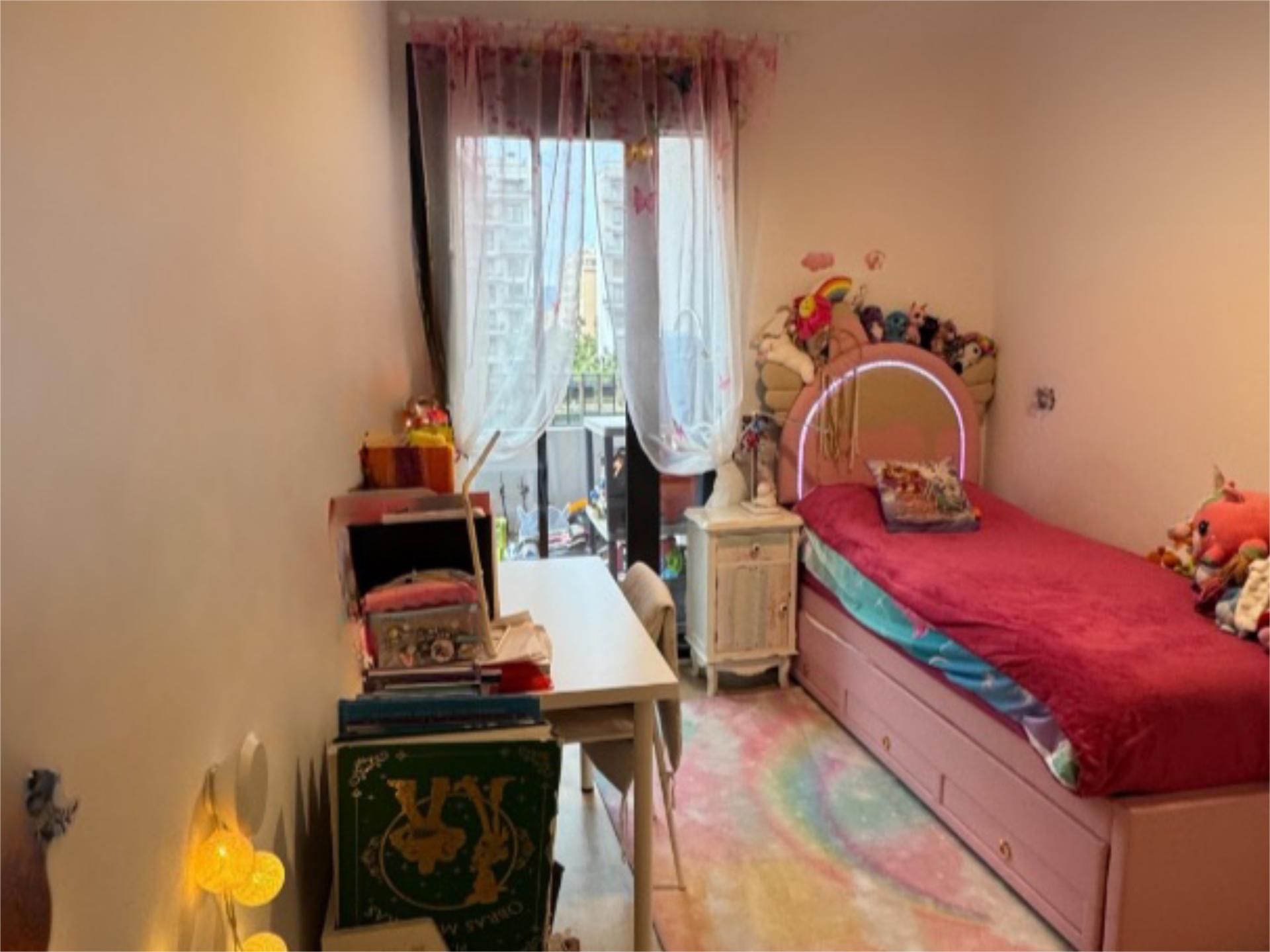 Piso en  Carrer Periodista Asuncion Valdes 13 - Foto 18