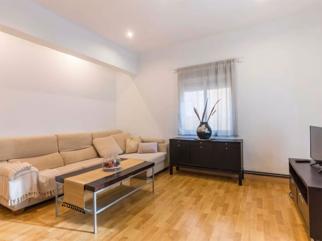 Piso en  Plaza Castillejo 8