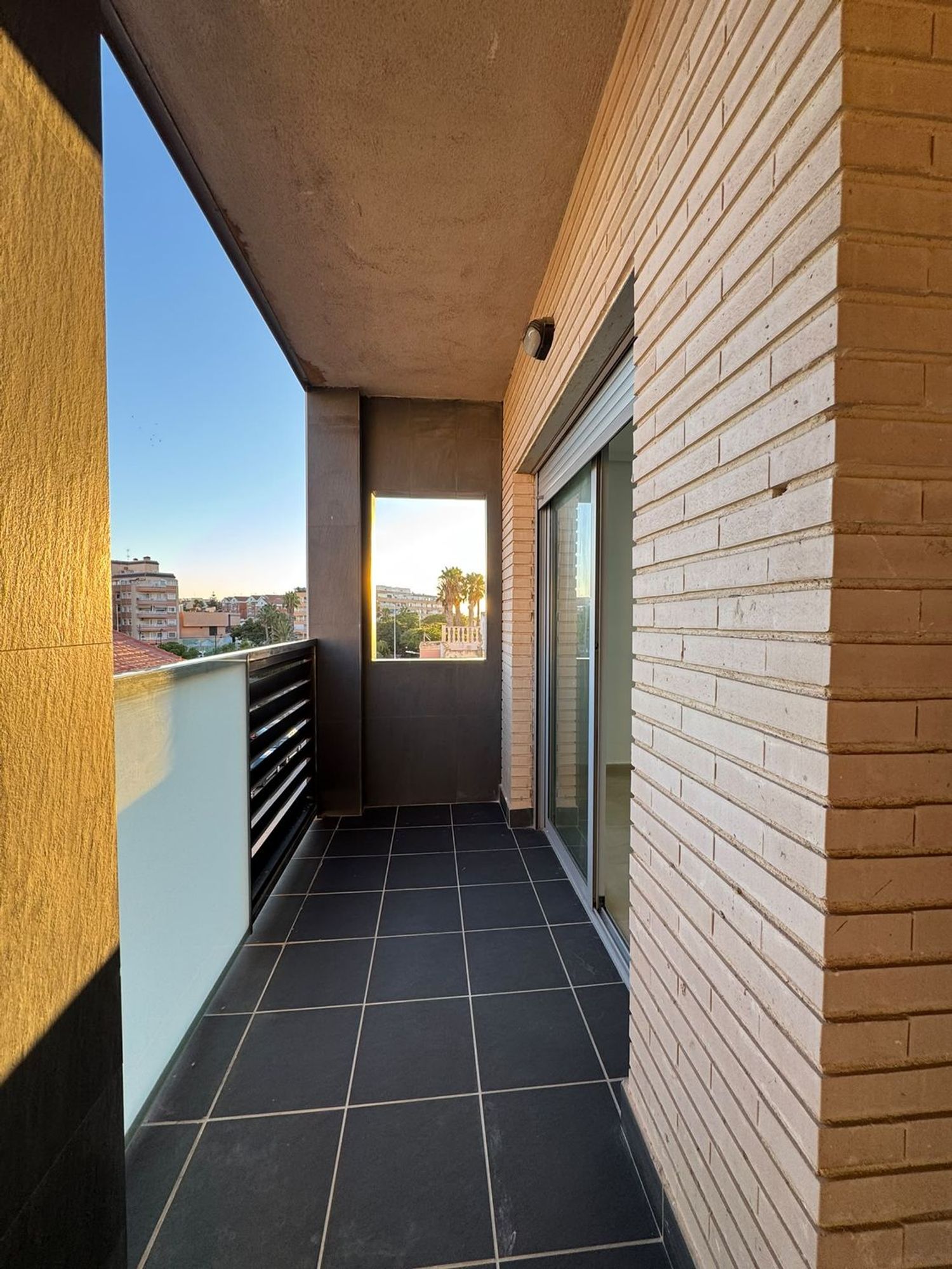 Piso en Calle San Policarpo, 80, Puerto Deportivo - Foto 6