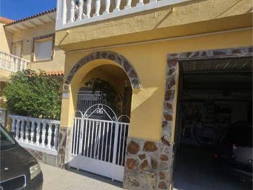 Casa adosada en Pantoja - Foto 1