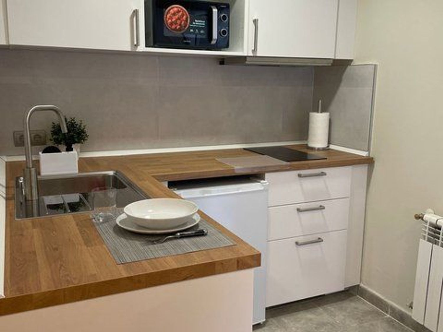 Estudio en calle Sierra Morena, 8 - Foto 1