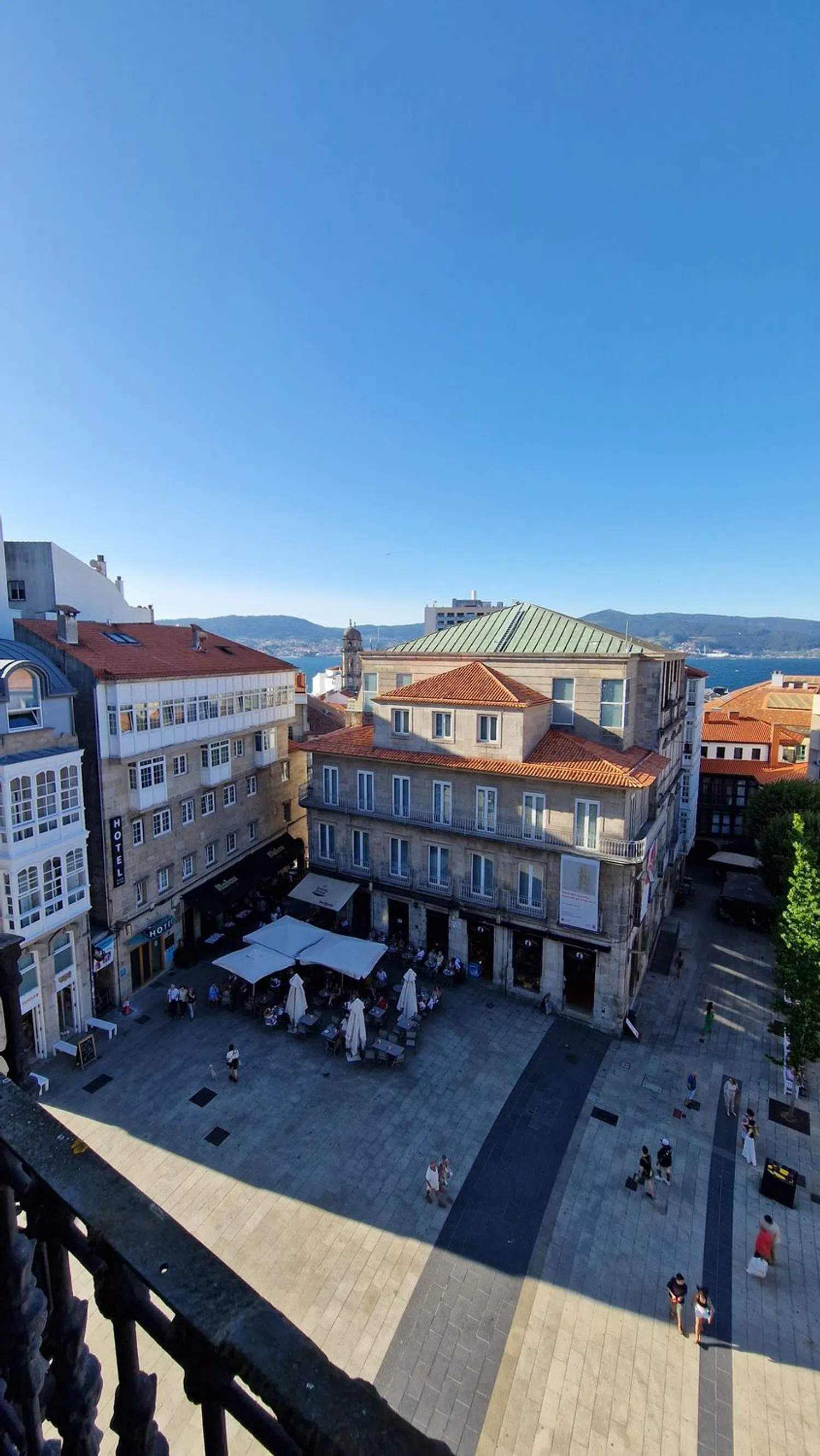 Piso en calle Abeleira Menéndez, 1 - Foto 2