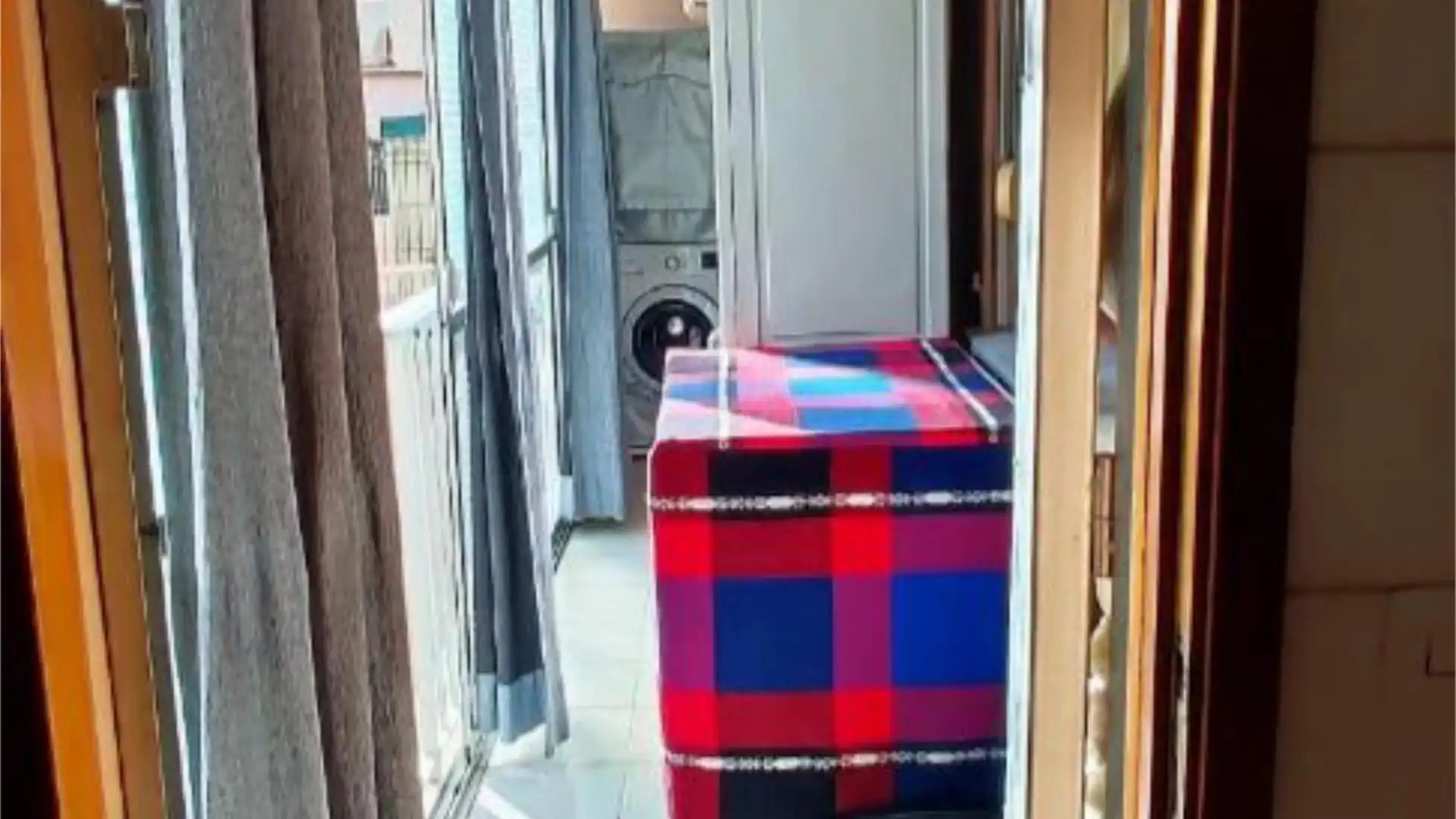 Piso en  Carrer d'Amílcar 14 - Foto 9