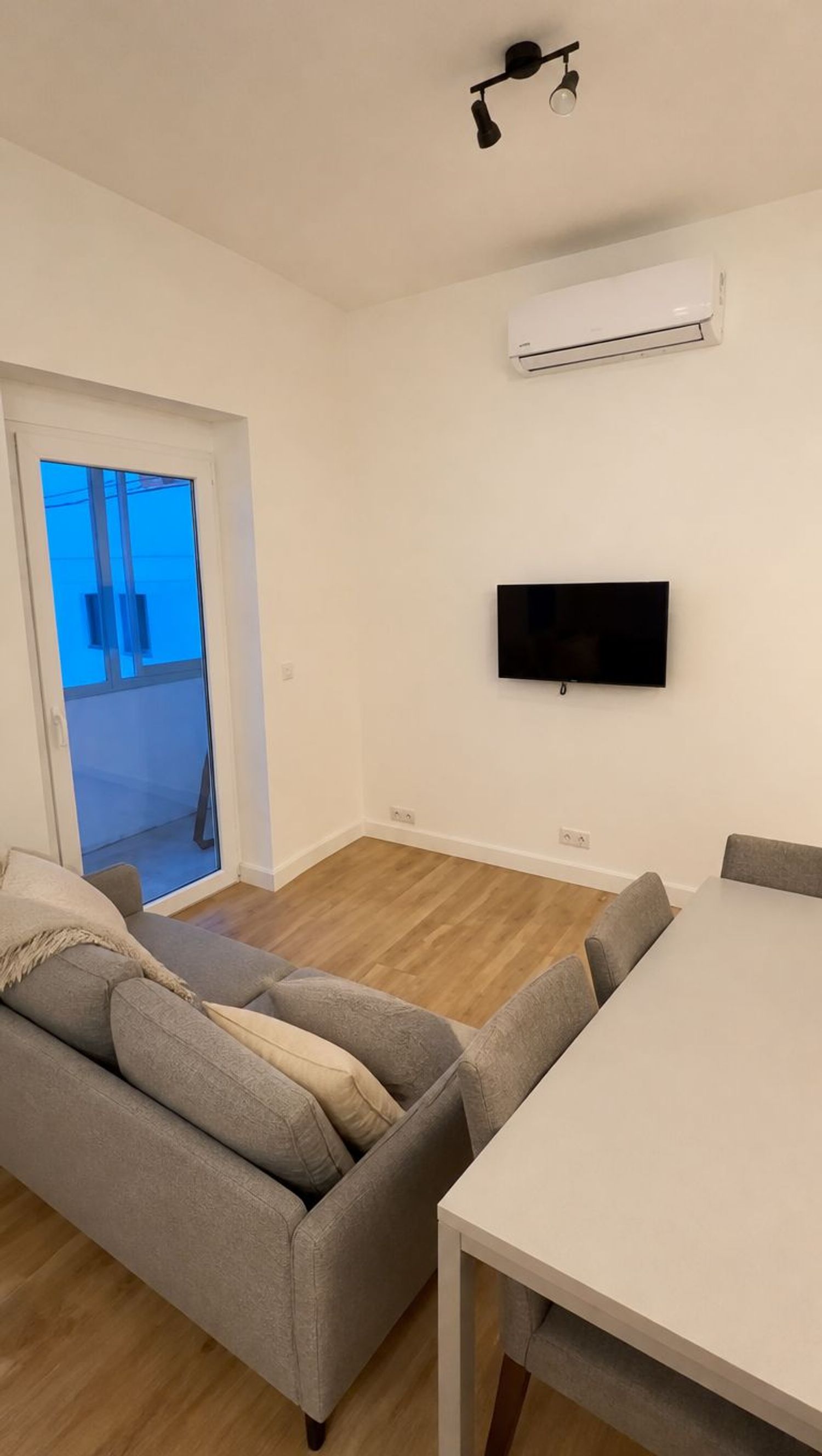Piso en Calle de Movera, 7, Barrio Torrero - Foto 2
