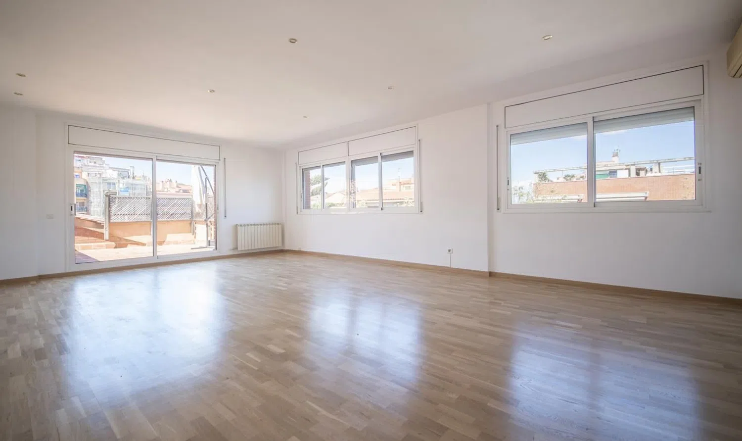 Piso en calle de València - Foto 3