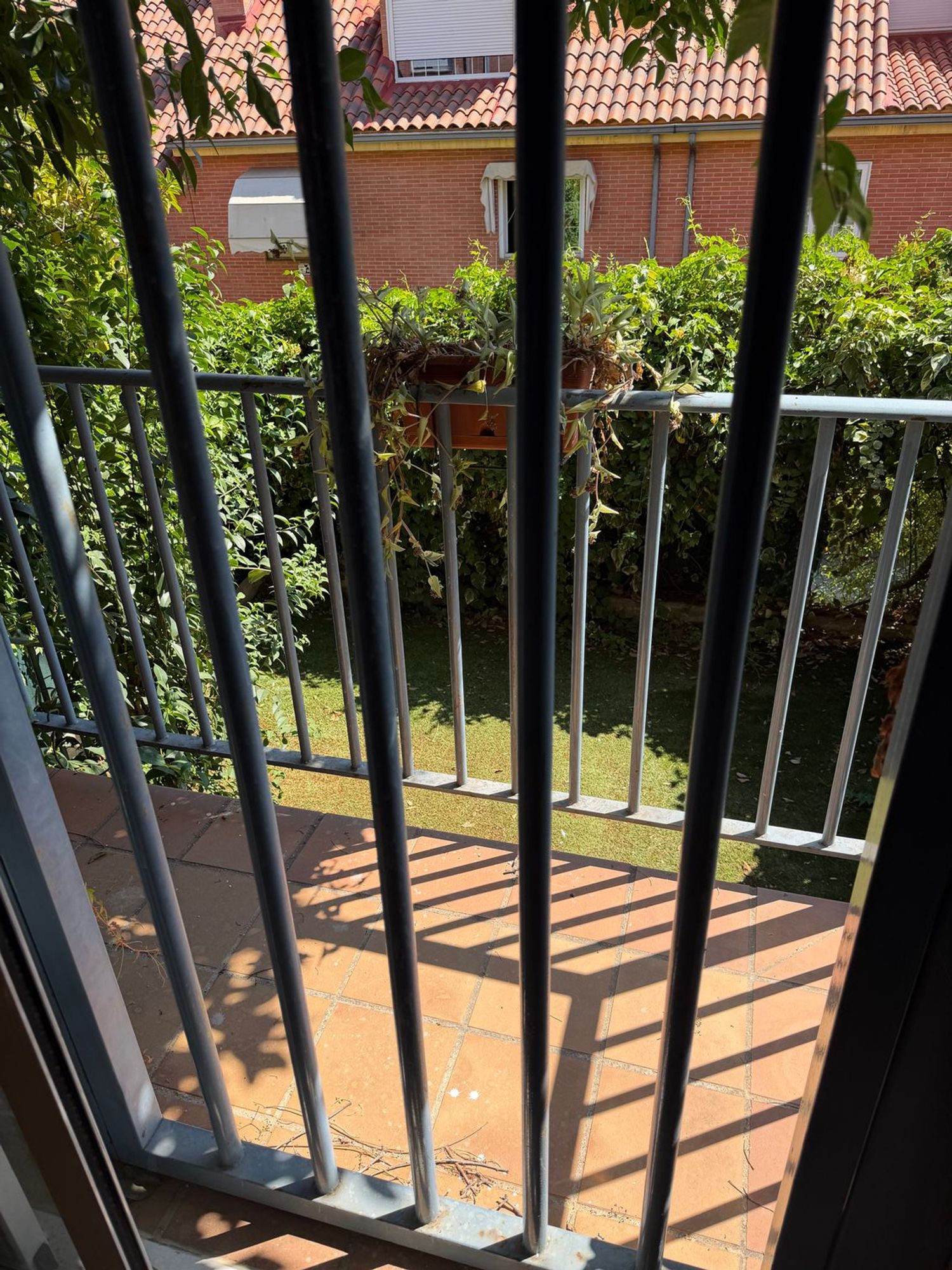 Chalet adosado en Calle Valle de Cardos, Valdezarza - Foto 10