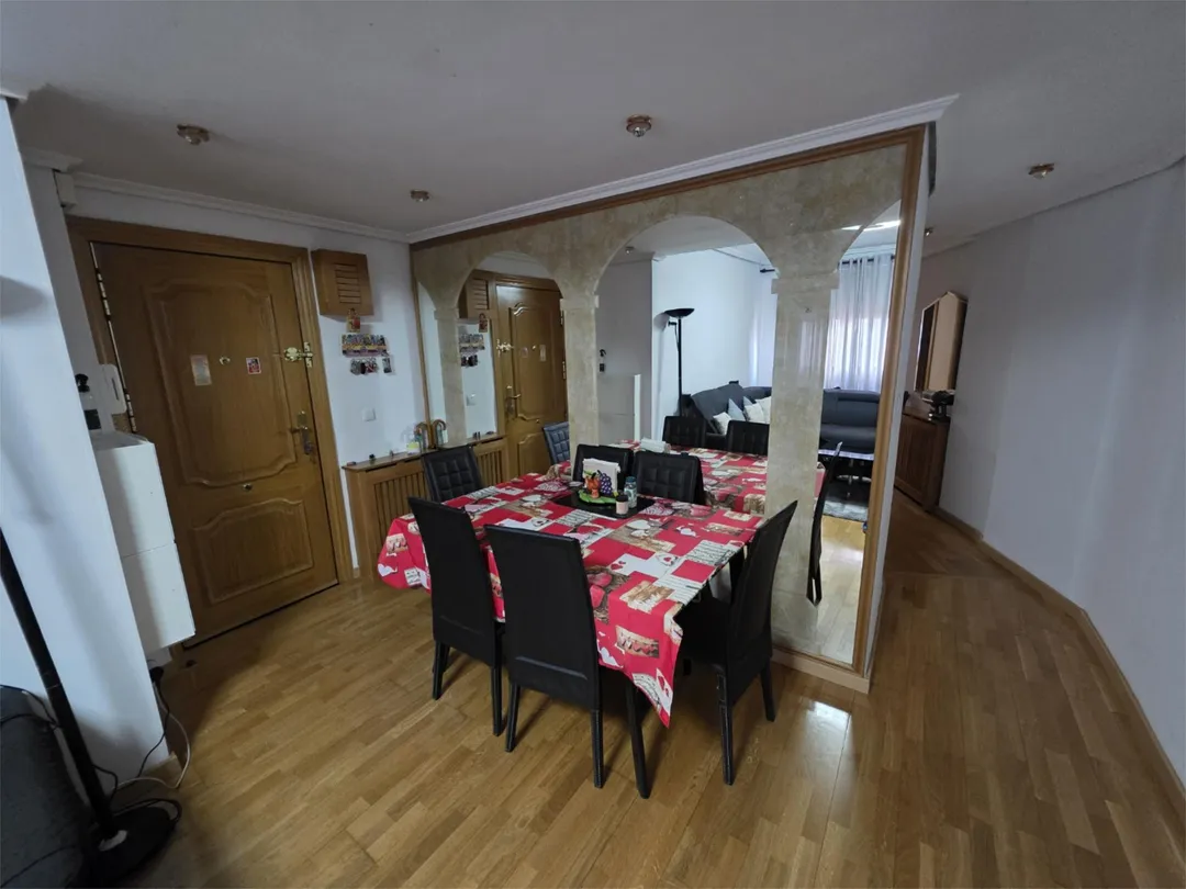 Piso en  Calle de La Coruña 60 - Foto 3